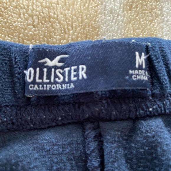 Velour Hollister shorts - Picture 4 of 5